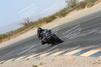 media/Mar-28-2022-Superbike Trackdays (Mon) [[b8603d0f67]]/Open Track Time/Turn 3 Inside/